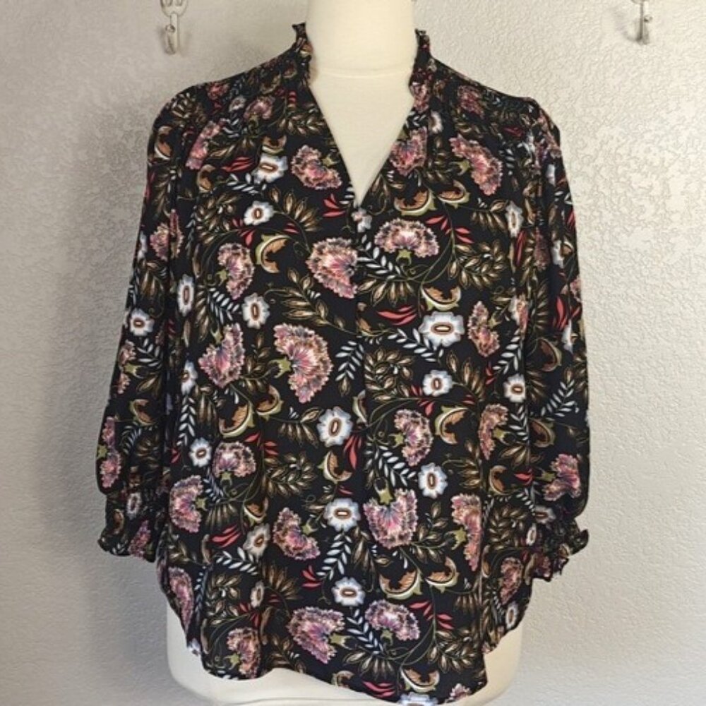T Tahari 2X Black Floral Tunic Blouse Smocked Cuffs & Shoulders V-neck